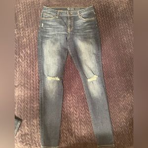 Size 31 Legging Style Gap Jeans